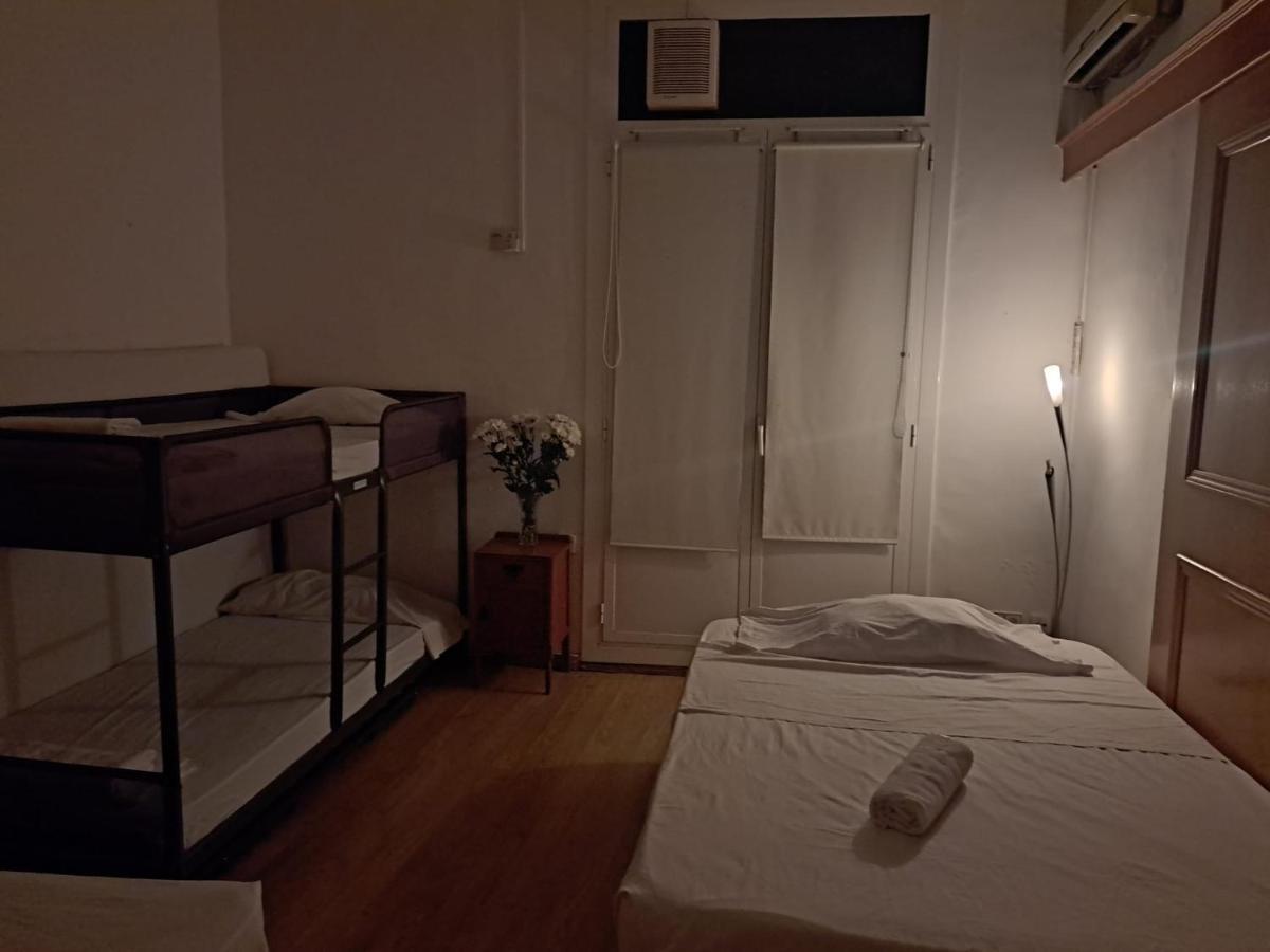 Room Corazon Urbano برشلونة المظهر الخارجي الصورة